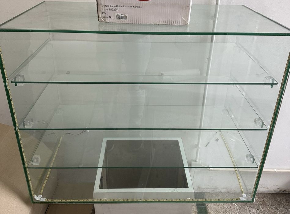 Prateleira de vidro - 4 níveis