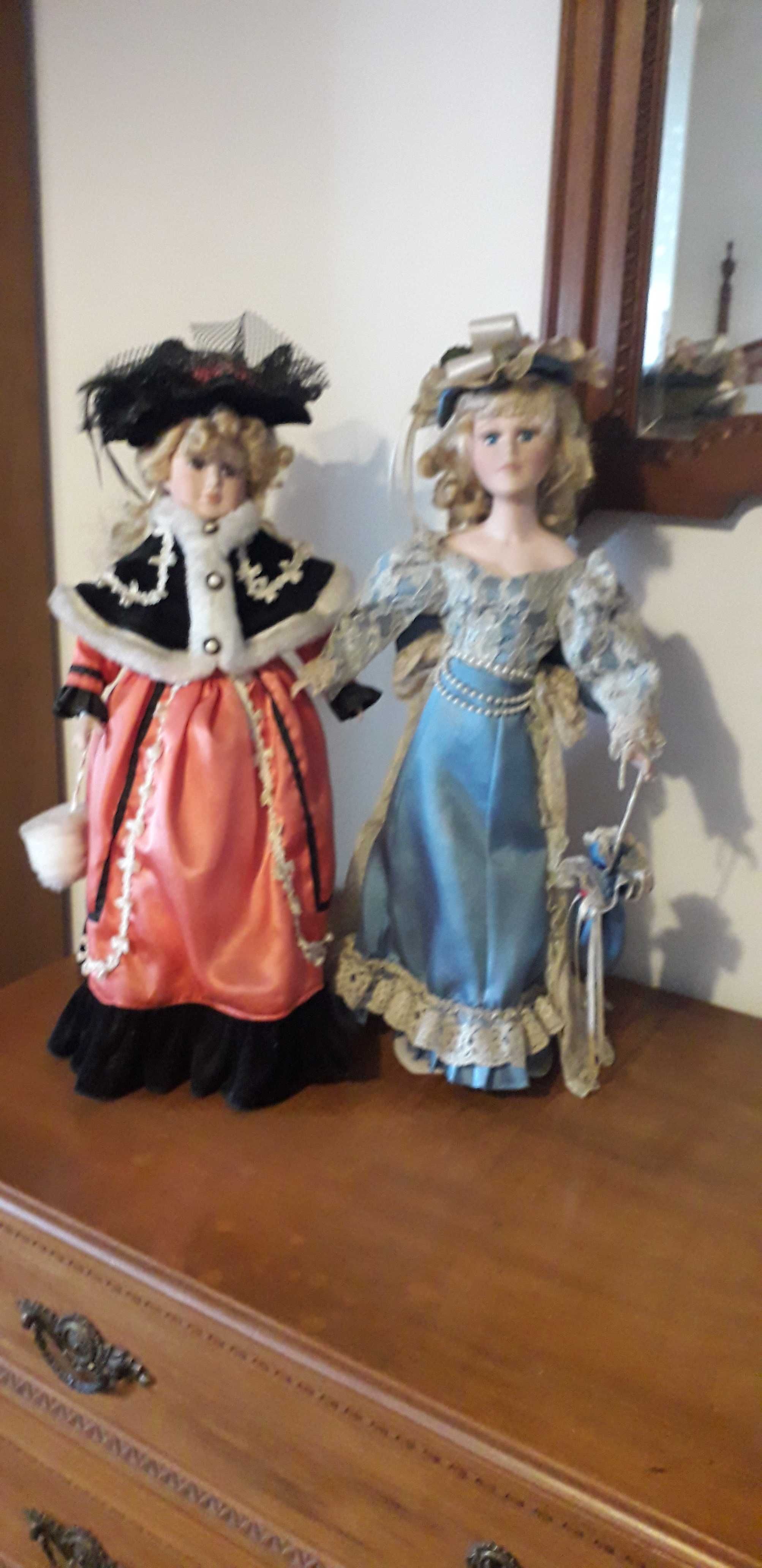 Bonecas de porcelana "Damas antigas"