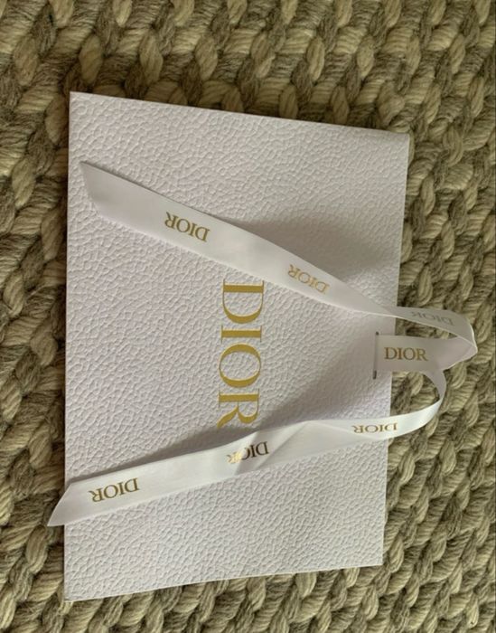 Papierowa torba Dior tłoczona