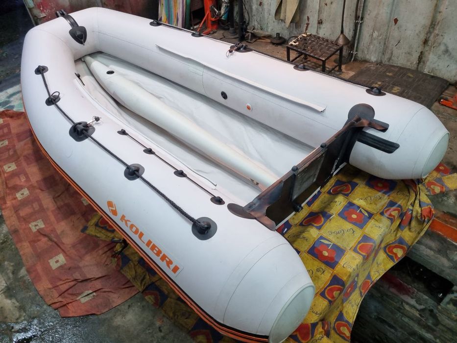 уЛодка Колибри КМ-300DL