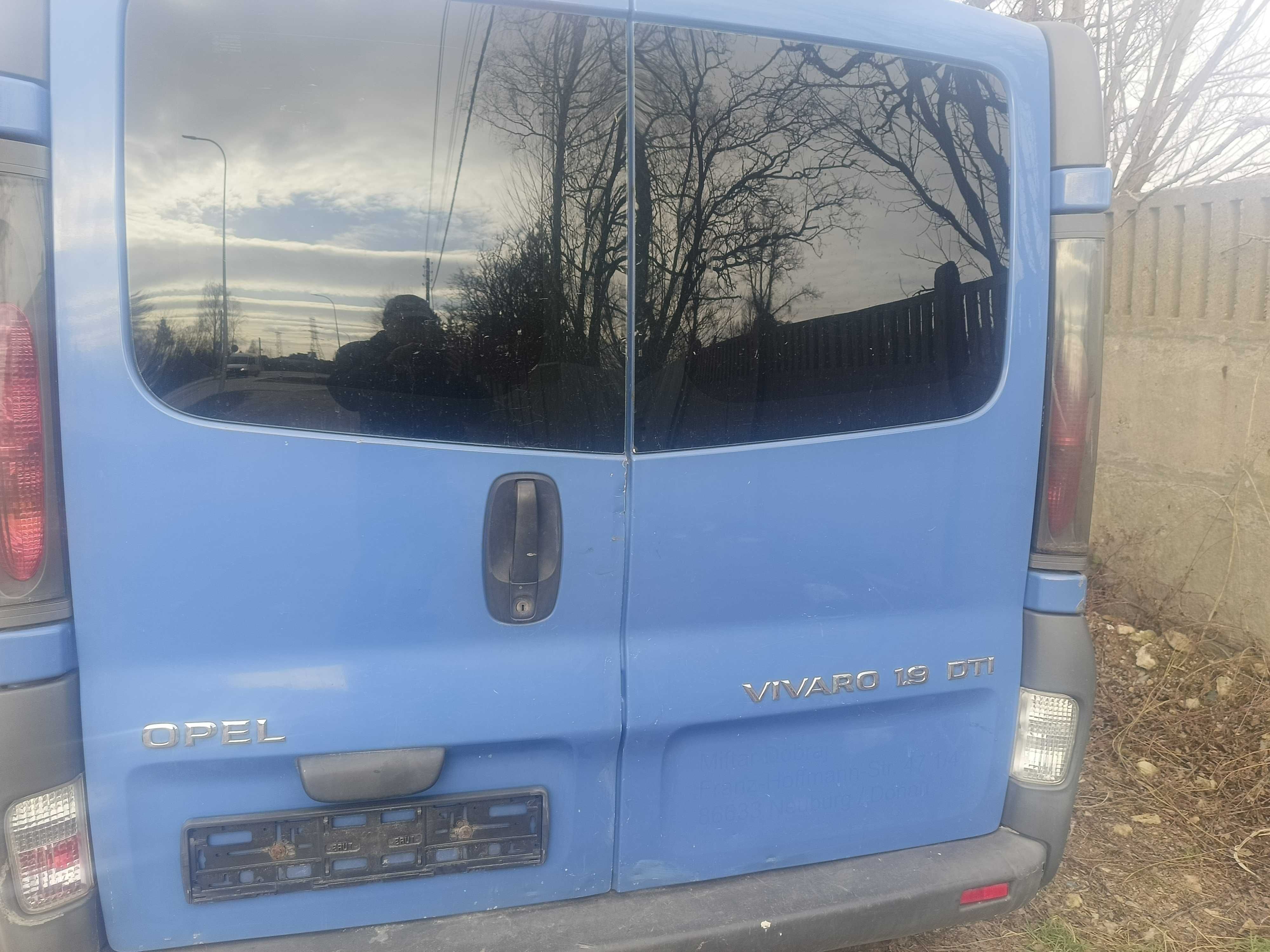 opel vivaro 1.9 dti 2002r samochód na części lub w całości
