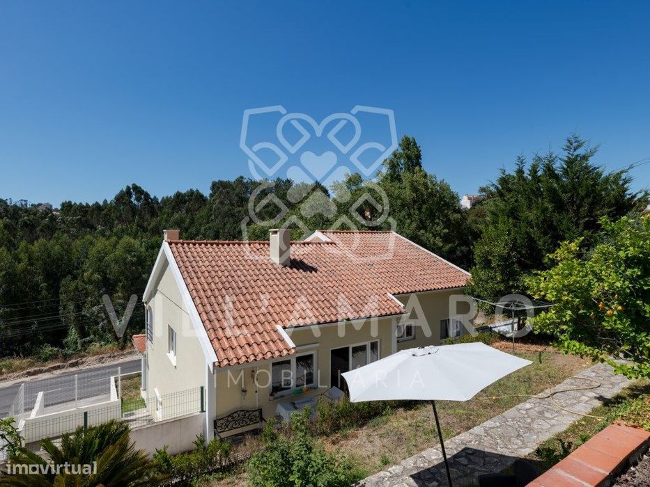 Moradia T5, no centro da Venda do Pinheiro - Espaço, Conforto e Loc...