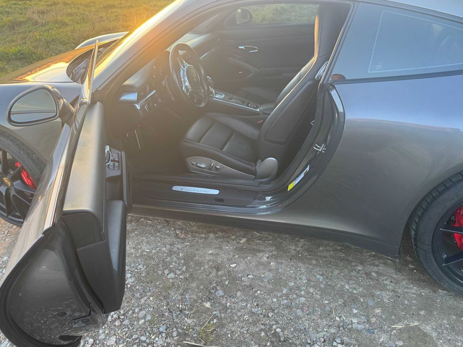 Porsche 911 Carrera S 2013r. 3.4  - 350KM •	Przebieg  78295 km