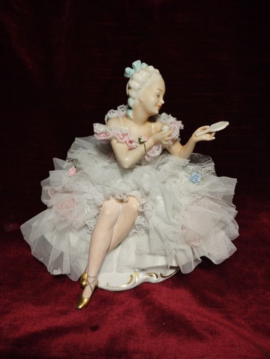 Кружевница "Балерина с зеркальцем", 20 см, SchauBachKunst, Германия