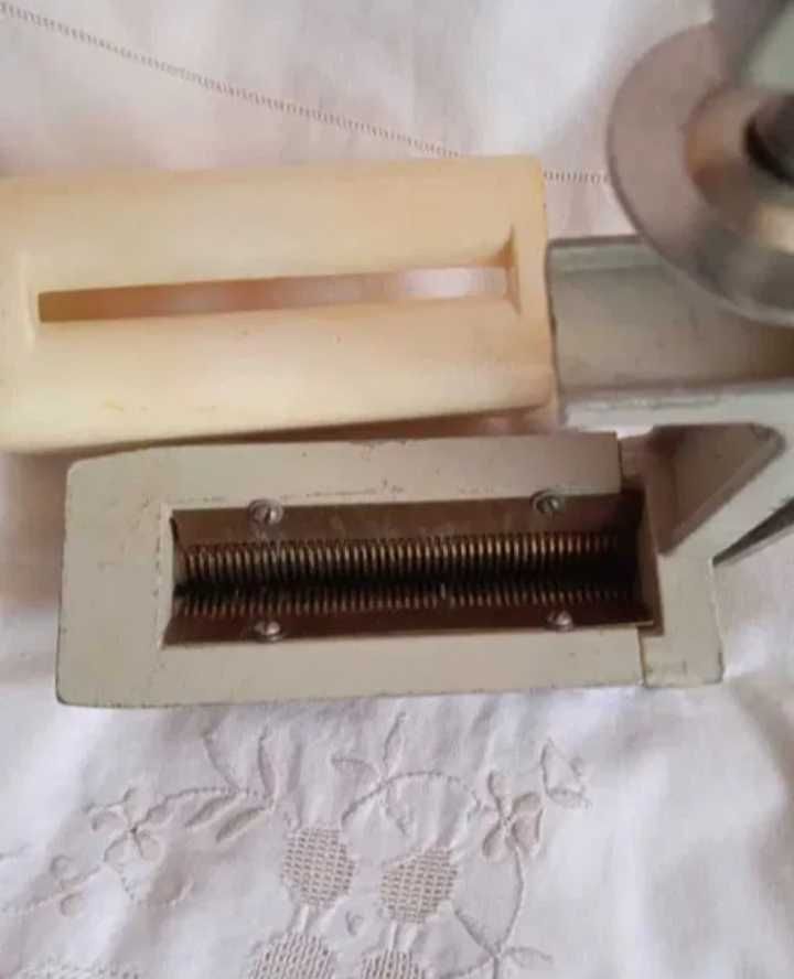 Лапшерезка металлические шестерни