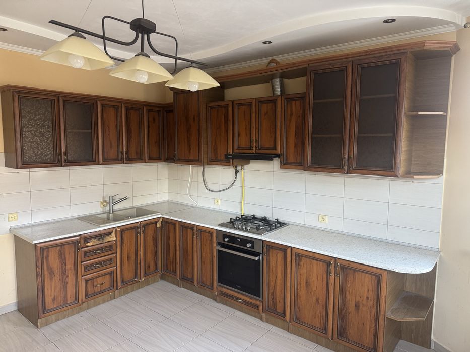 Кухня меблі, кухонні  меблі