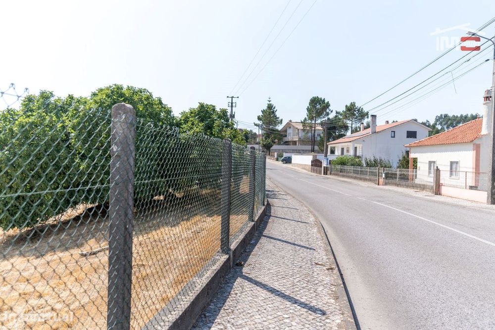 Terreno Urbano Com Area De 1680 M2 Em Chainça Rua Principal