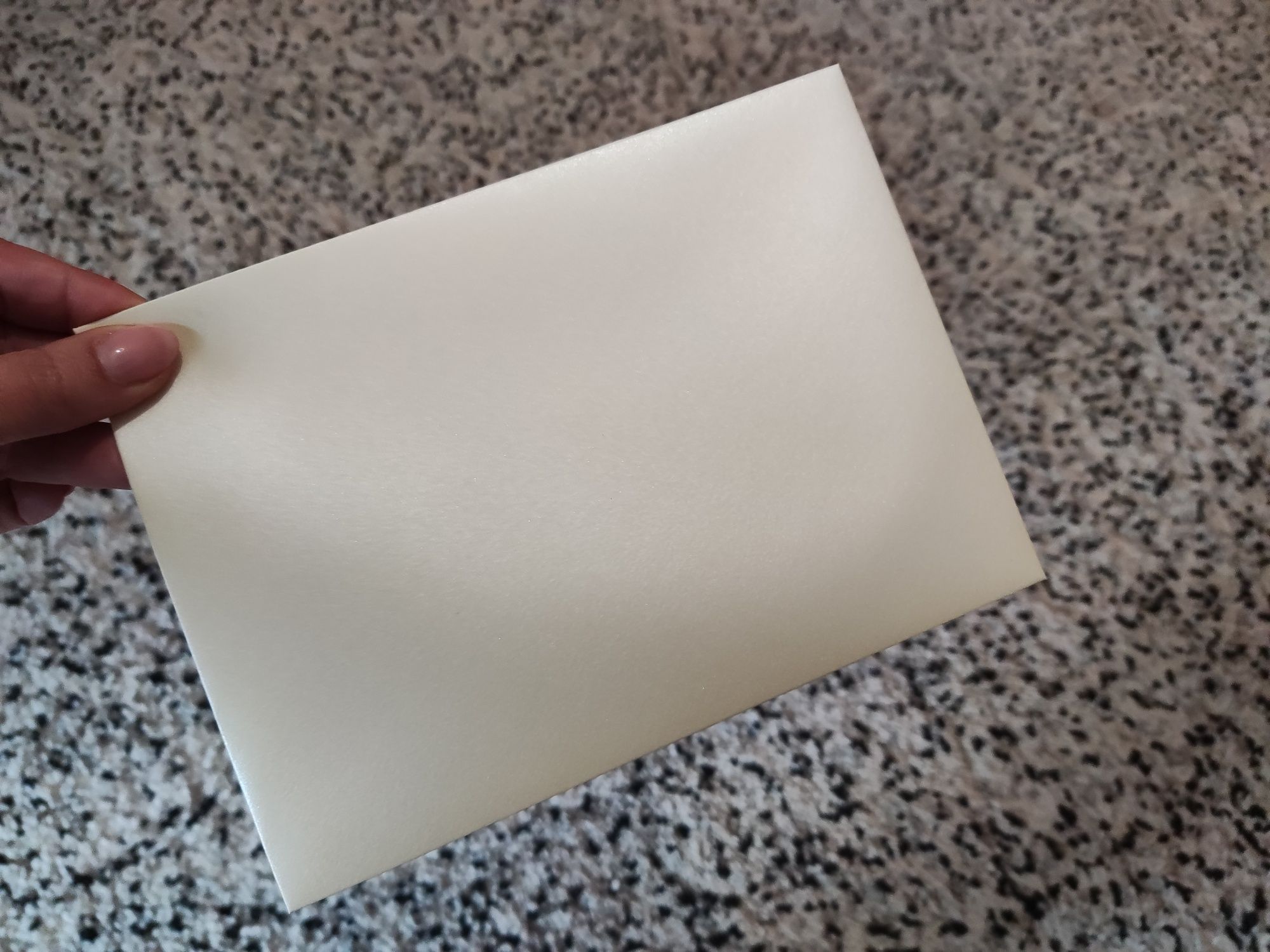 Envelopes para convites de casamento ou batizado