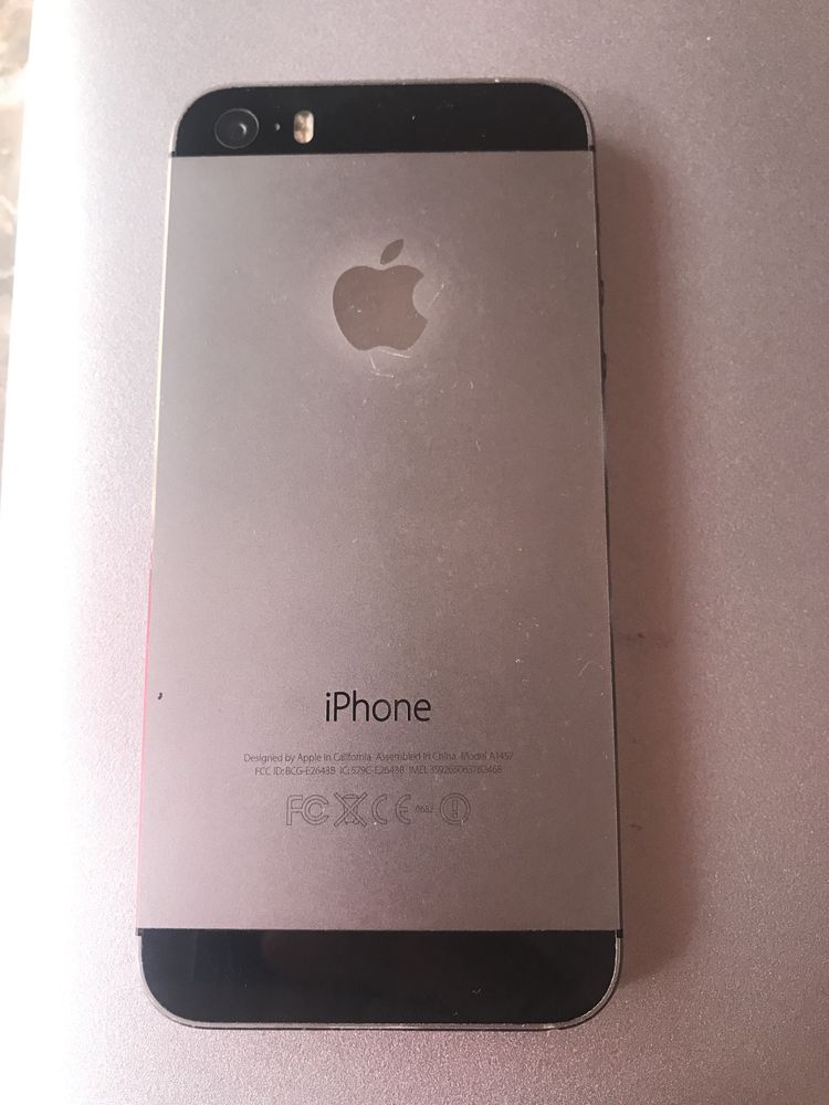 Iphone 5s.