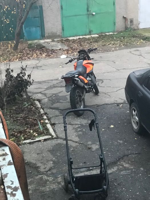 Продам эндуро 250 кубов 17000 пробега с переоформлением