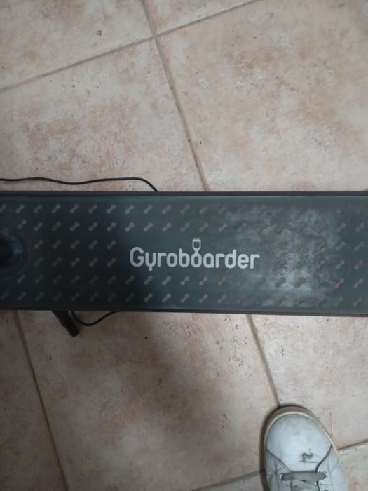 Trotinete cyroboarder