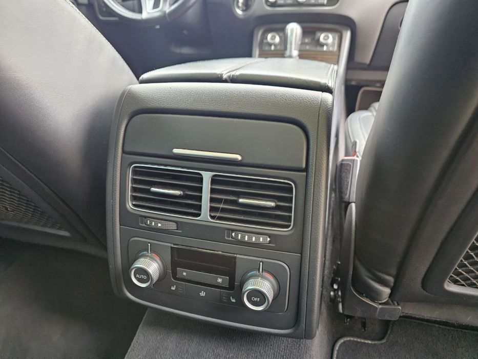 Volkswagen Touareg nf 2015