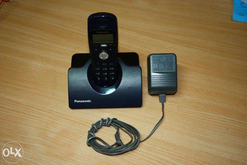 Telefon bezprzewodowy Panasonic KX-TCD430PDC