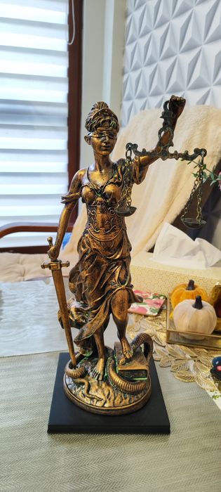 Figura Temida na sprzedaż