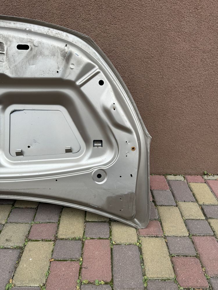 Капот Renault Lodgy Renault Dokker 2012