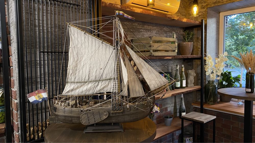 Модель. Корабль. Парусник. Голландский торговый корабль 1685г.
