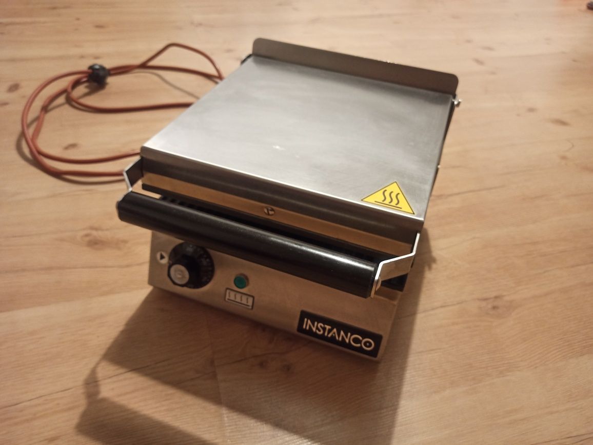Grill Instanco nowy, nie był używany