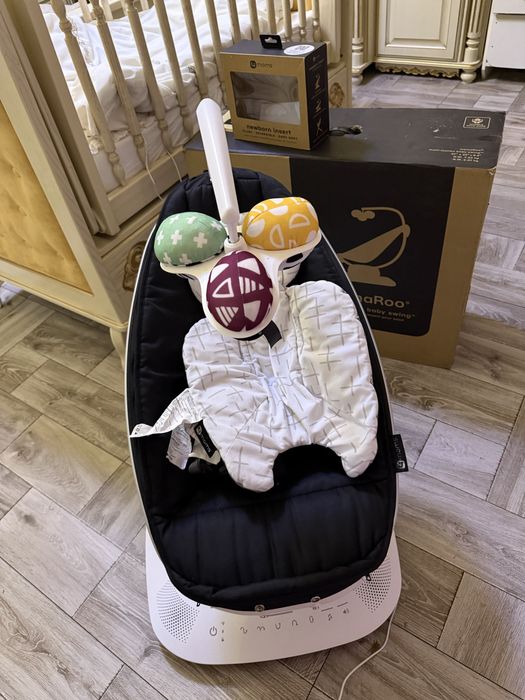 Mamaroo 5.0, 4moms гойдалка, заколисуючий центр