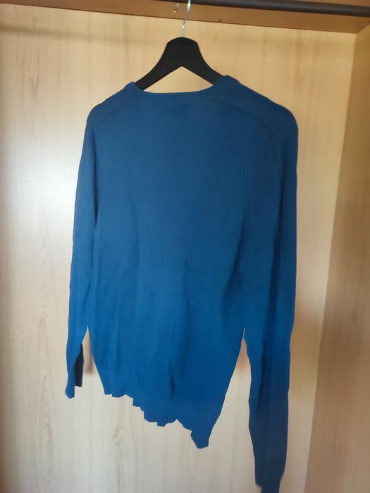 Camisola gola de bico