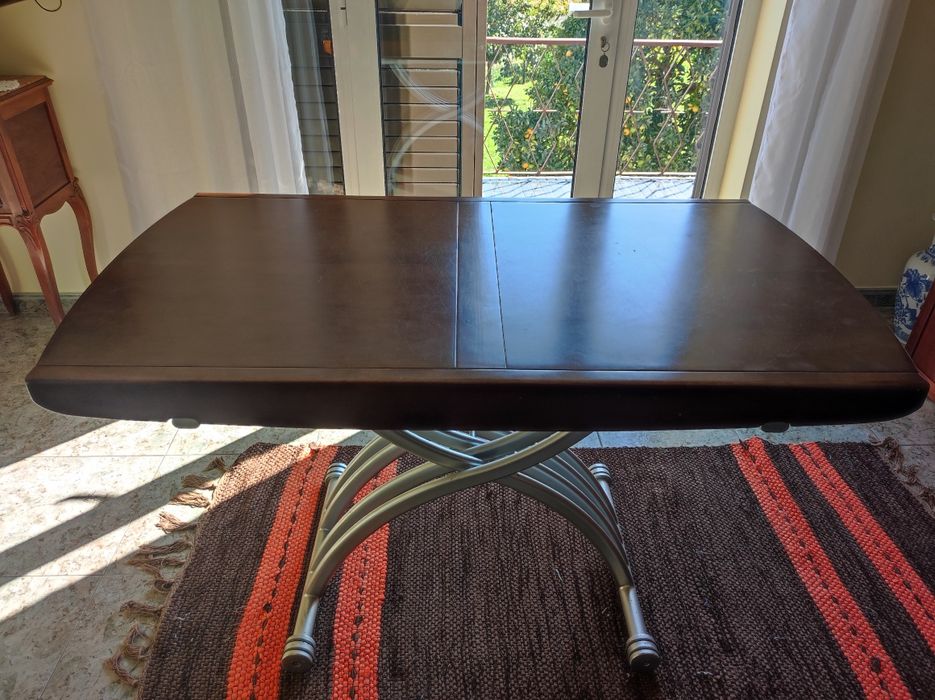 Mesa de jantar extensível
