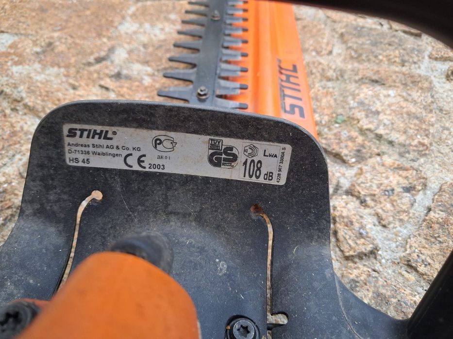 Aparador de sebes stihl