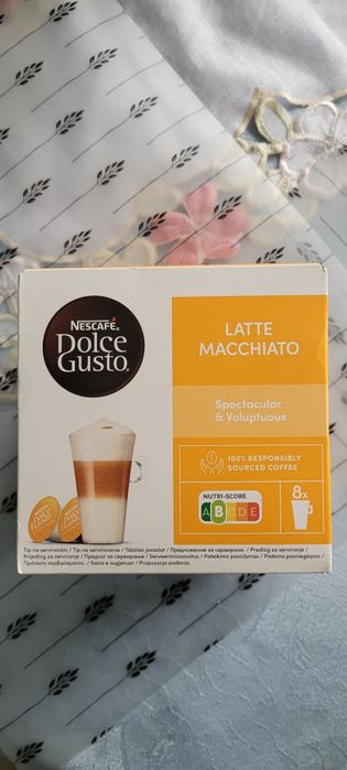Kapsutki Nescafe Dolce Gusto Latte 
Macchiato kawa w kapsutkach (8x
17