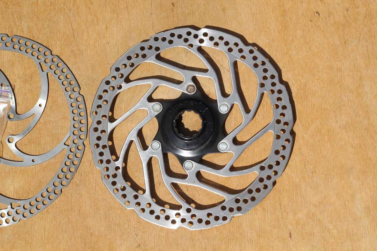 Ротор Shimano RT30M CLock, FORMULA 180mm, Schwalbe SMART, Bontrager