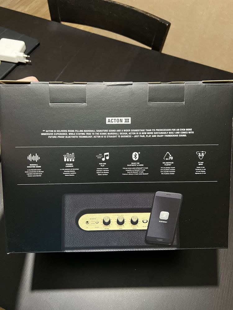 Marshall Acton III Nova/Selada