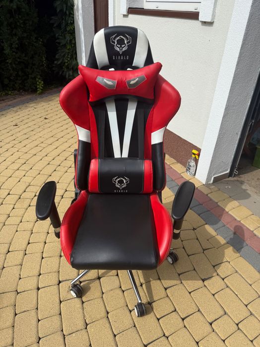 Fotel gamingowy Diablo X-EYE czerwony
