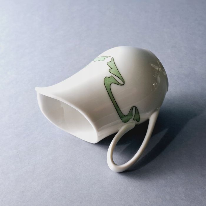 hutschenreuther piękny mlecznik porcelanowy dzbanuszek