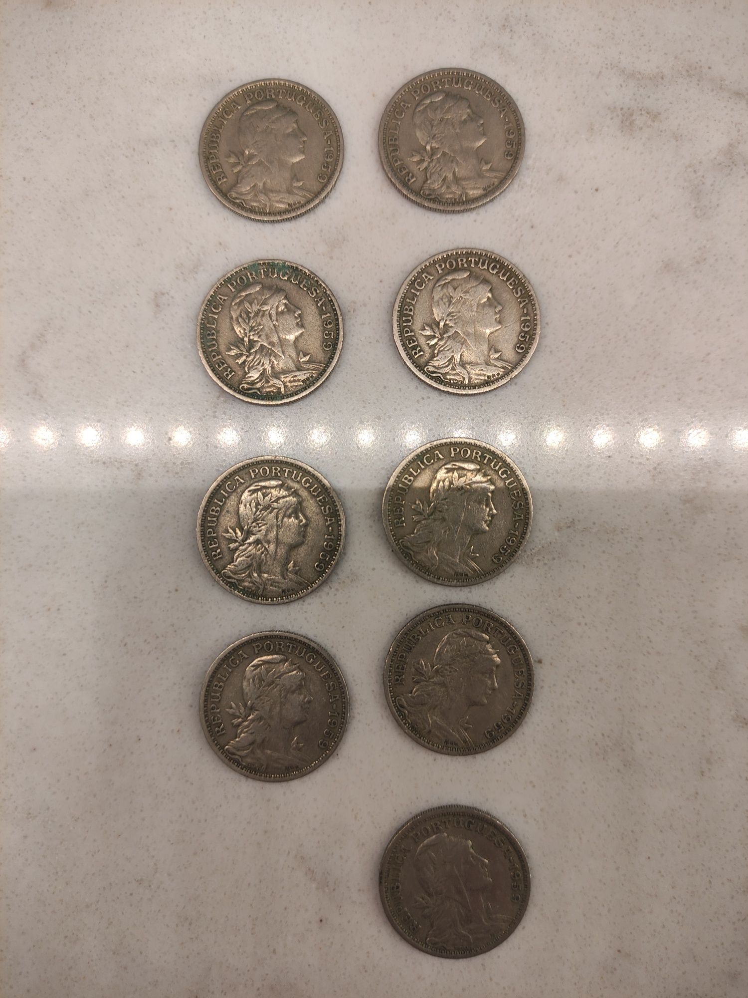 9 moedas 50 centavos