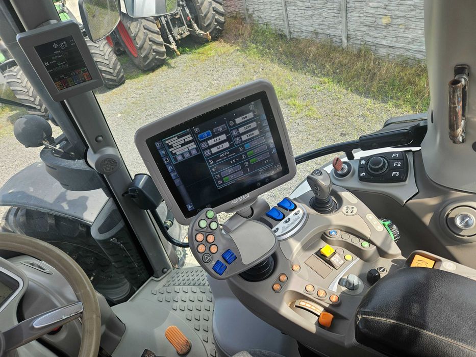 Lamborghini MACH 230 VRT  Deutz Fahr 7230 TTV