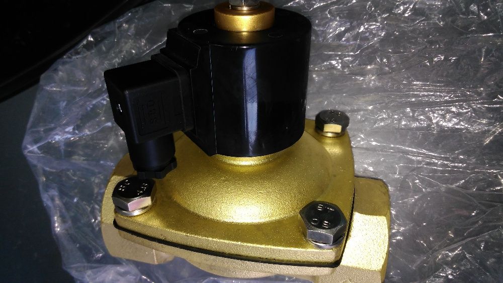 Электромагнитный клапан Danfoss 042U4088/042N0840/042U1042