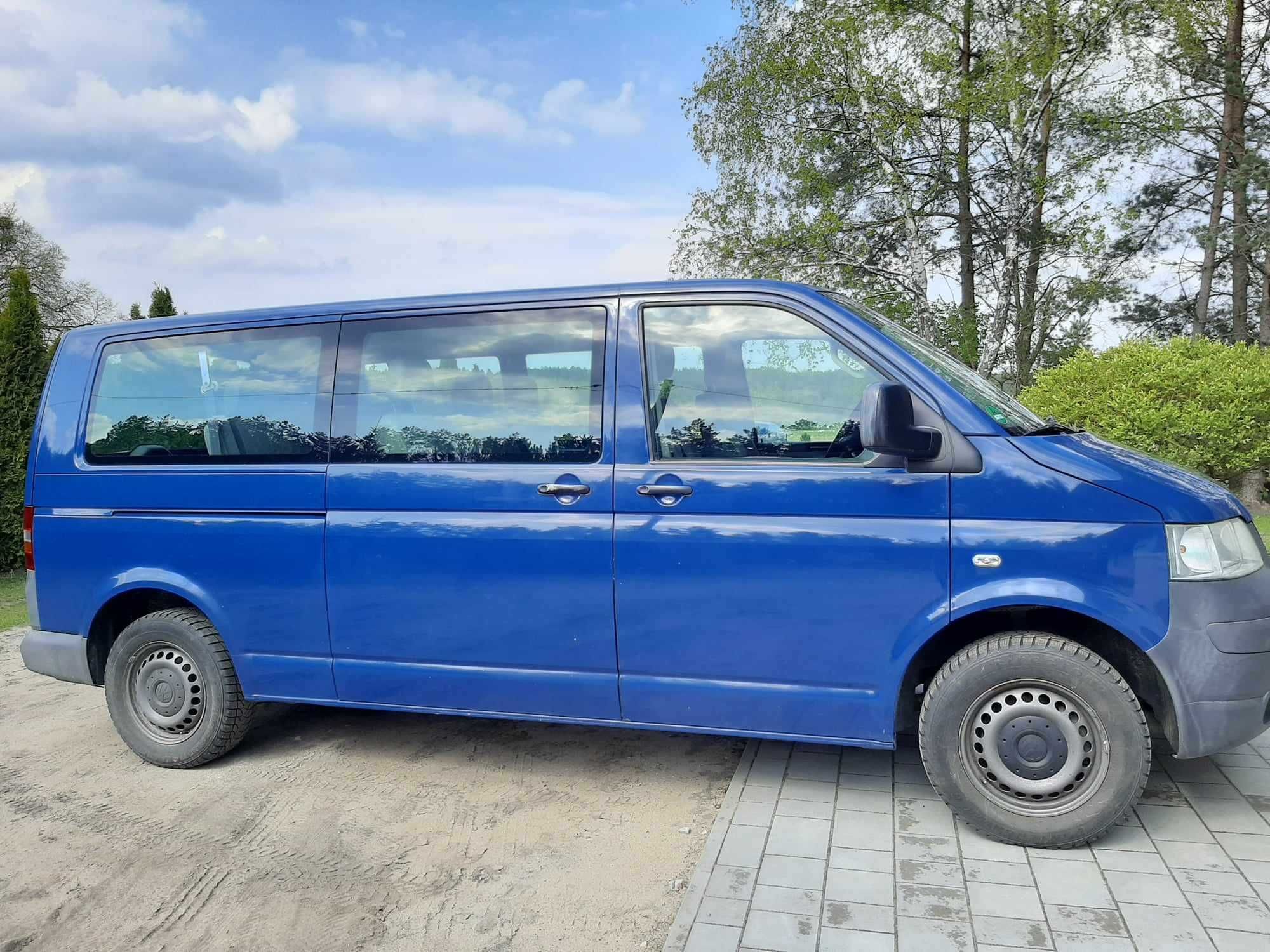 Volkswagen transporter 9 osobowy t5