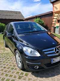 Mercedes Benz B180