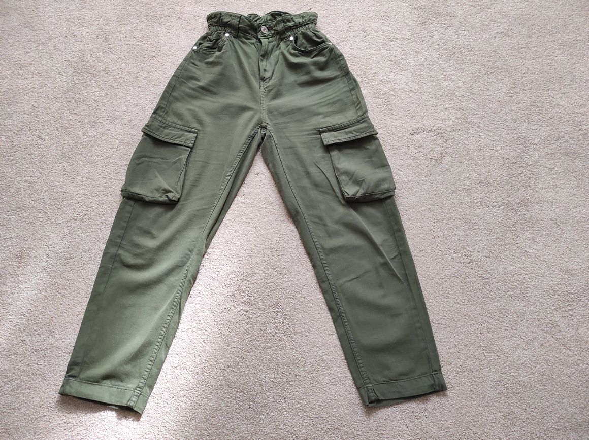 Bershka spodnie cargo 34