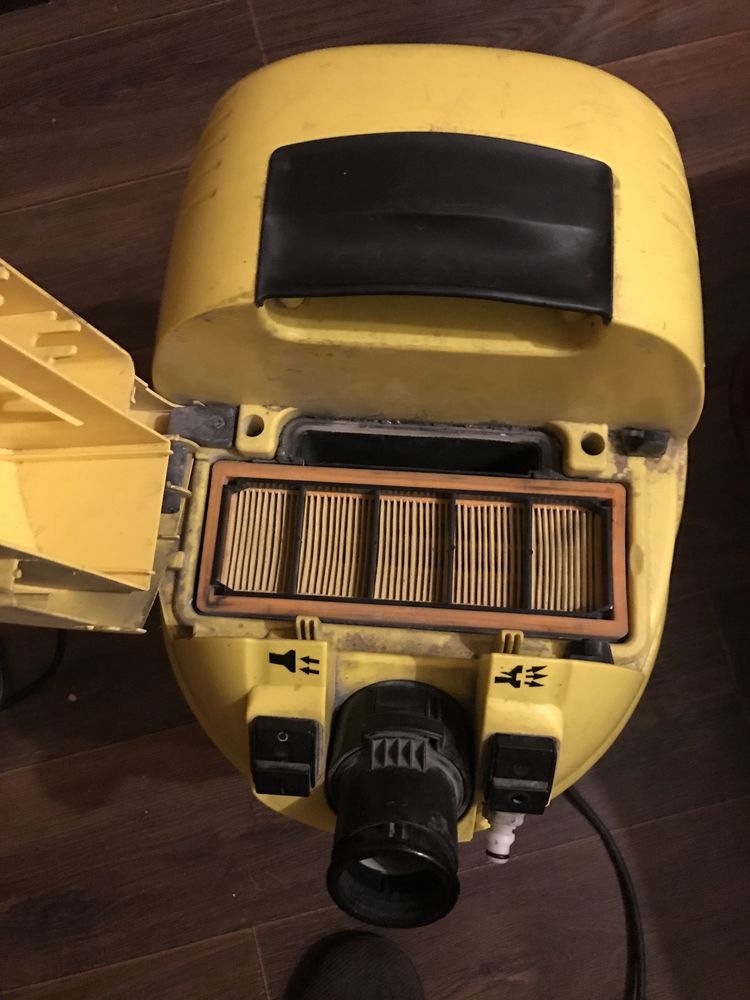 Моющий пылесос Karcher SE3001