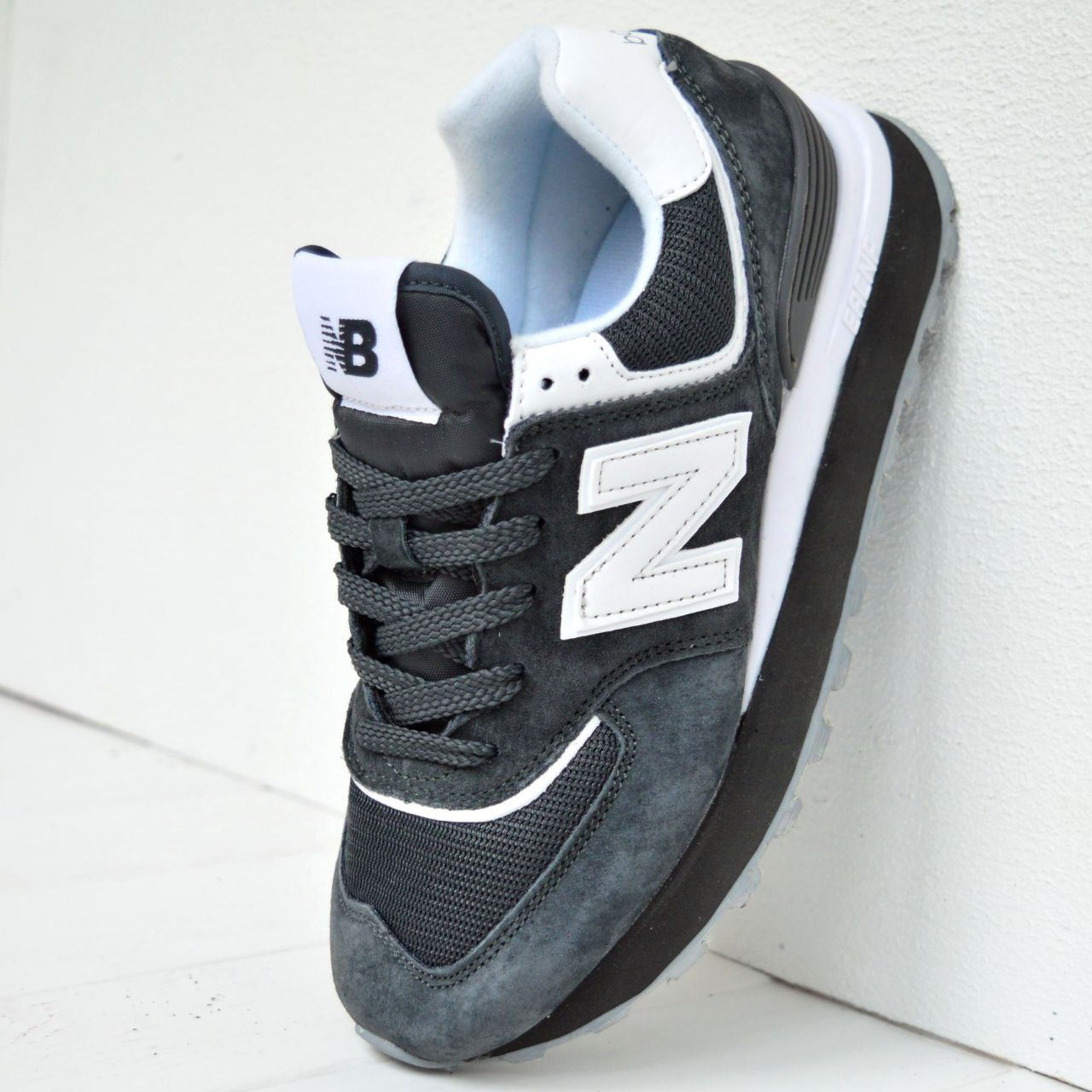 New Balance 574 Legacy сірі з білим кросівки кеди жіночі замшеві