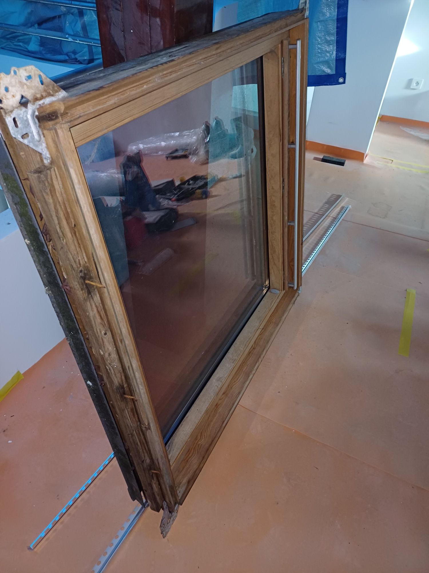 Claraboia Velux madeira