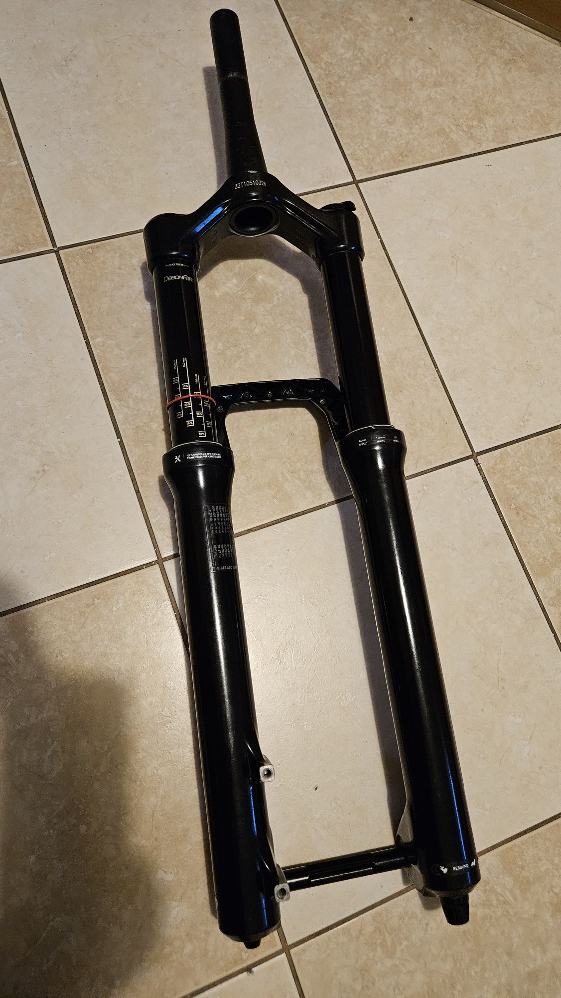 Amortyzator Rock Shox Domain RC 29 160mm 160mm