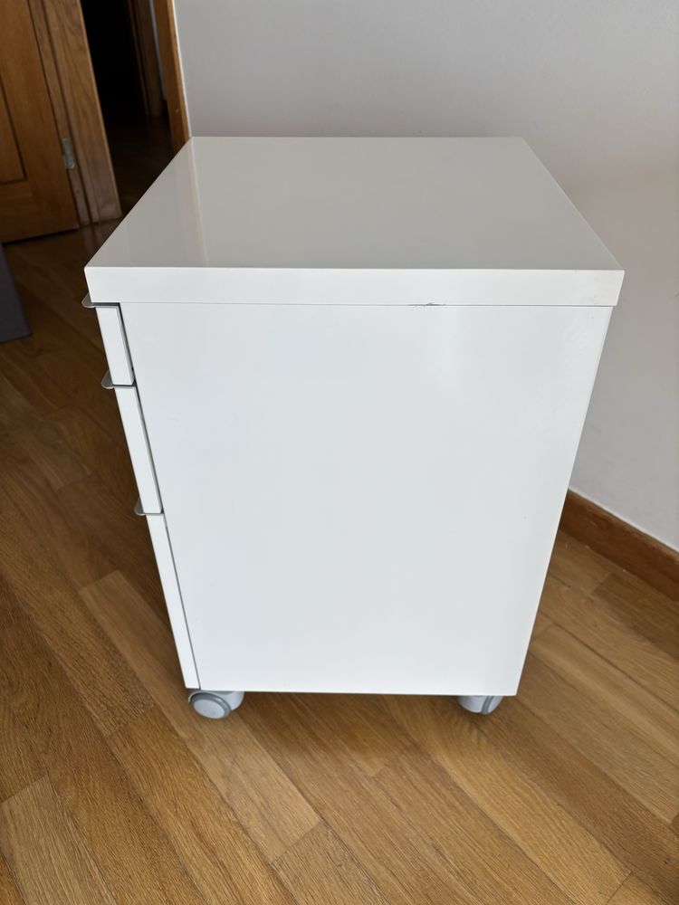 Bloco de Gavetas Besta Burs - IKEA