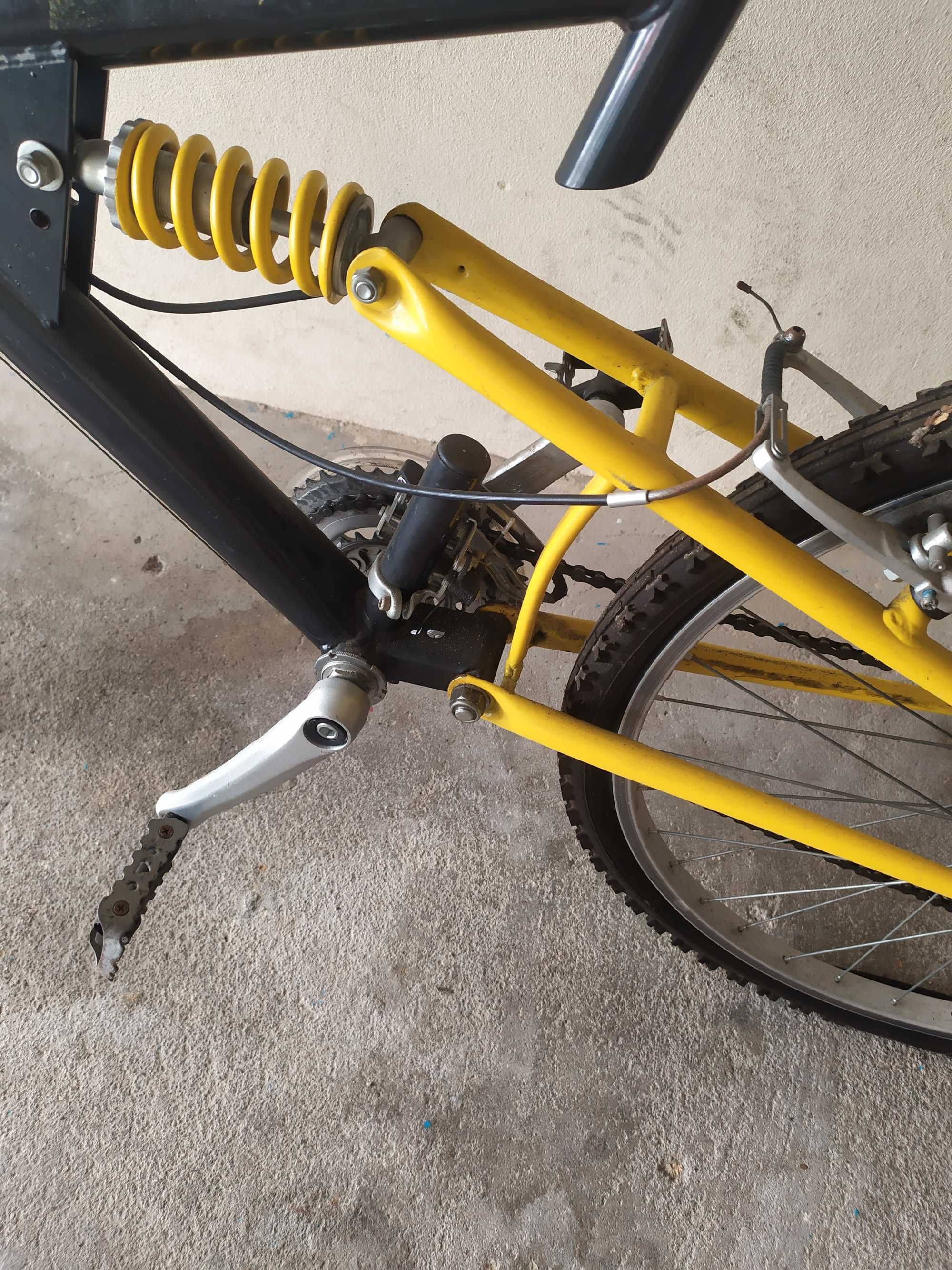 Bicicleta com poucos km