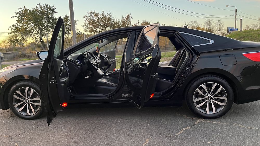 Продам хюндай Грандер 2012 года .