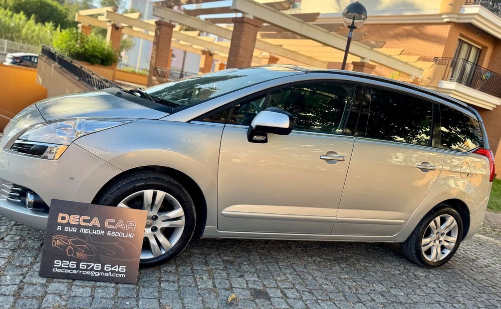Peugeot 5008 1.6 HDi Executive CMP6 JLL17