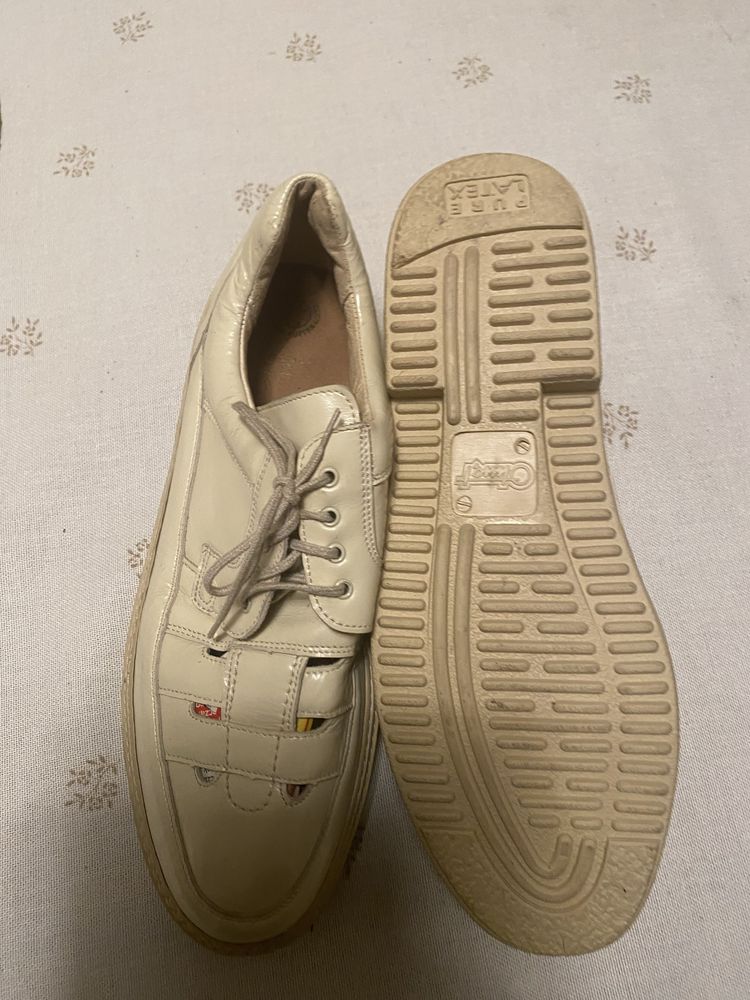 Buty meskie rozmiar 42.5  firmy Otmet