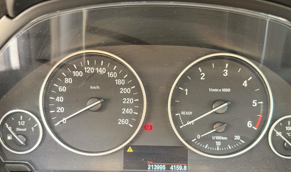 BMW 318d Gasoleo-2014