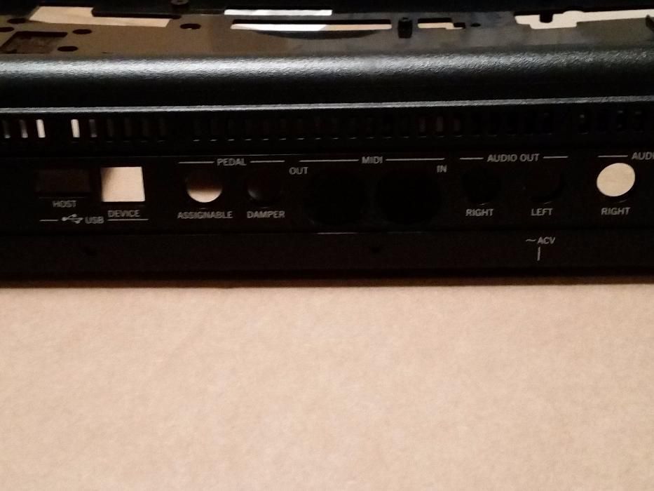 KORG PA600 wierzchni panel nowy