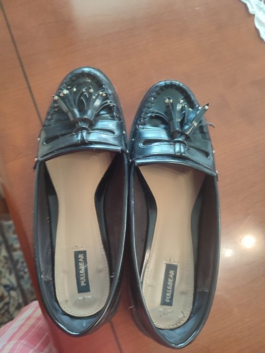 Sapatos pretos Pull & Bear n 36