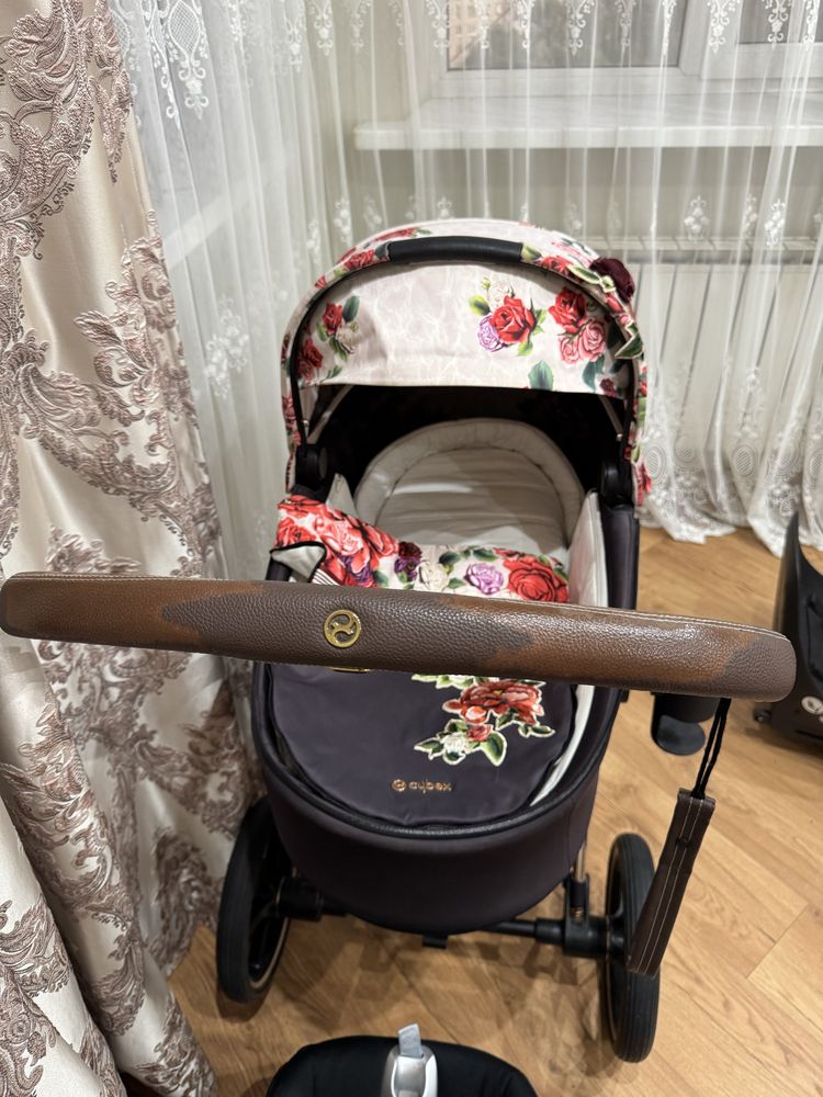 premium коляска Caybex Priam 3 в 1 колекції Spring Blossom light