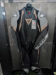 Kombinezon Dainese Avro 4 2pc`56`48 raty% Pytaj o inne kolory!